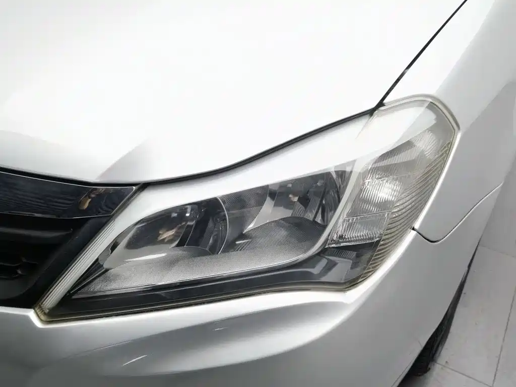 BYD F3 — миниатюра 7