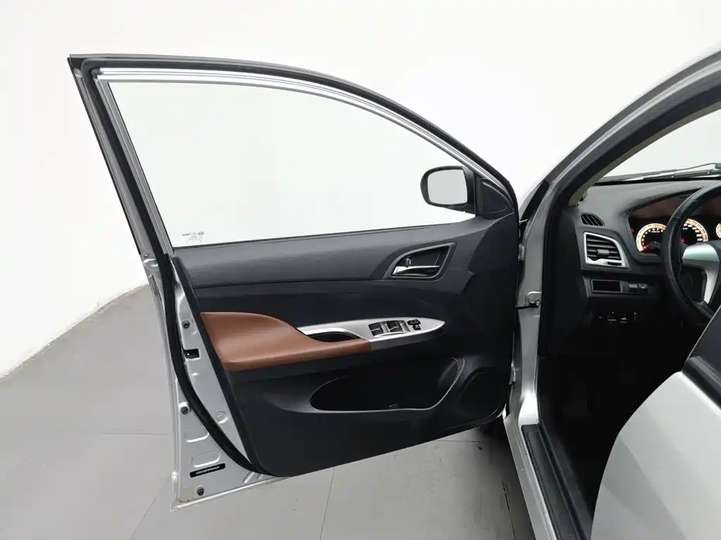 BYD F3 — миниатюра 8