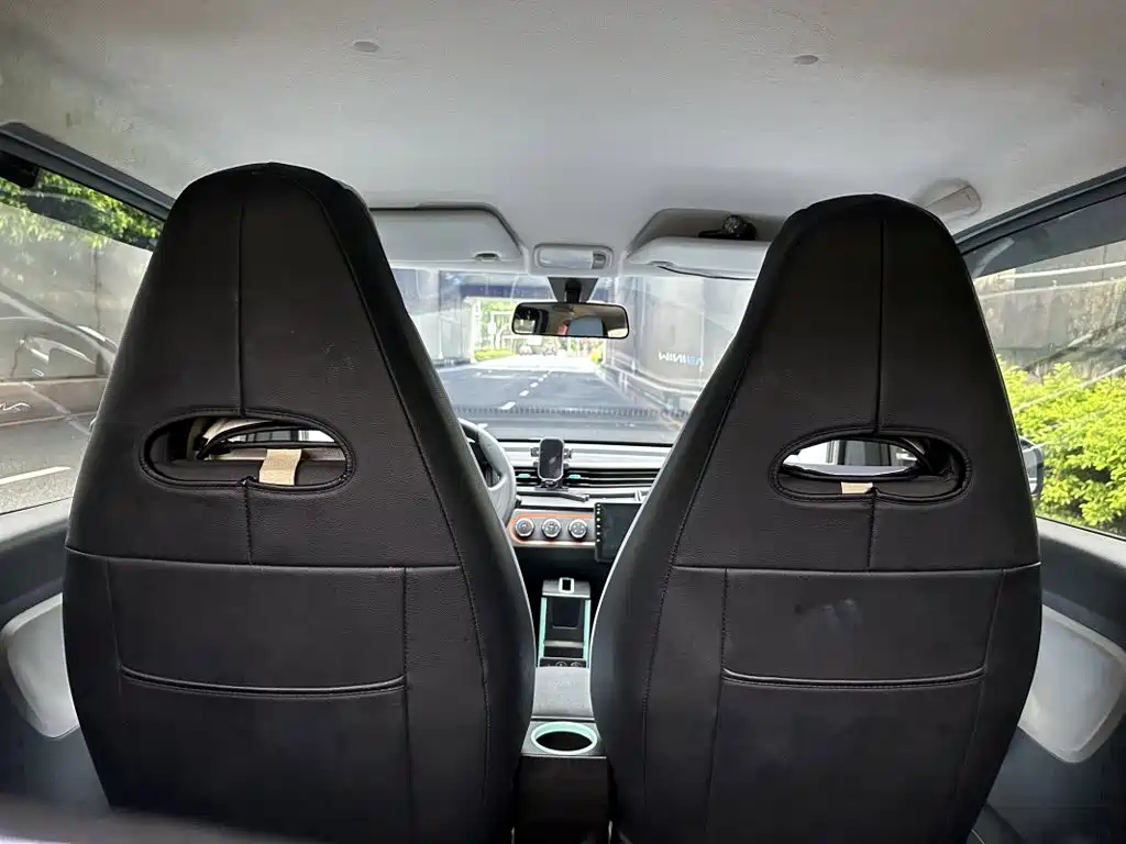 Wuling MINIEV — миниатюра 11
