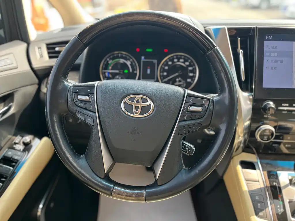 TOYOTA ELFA