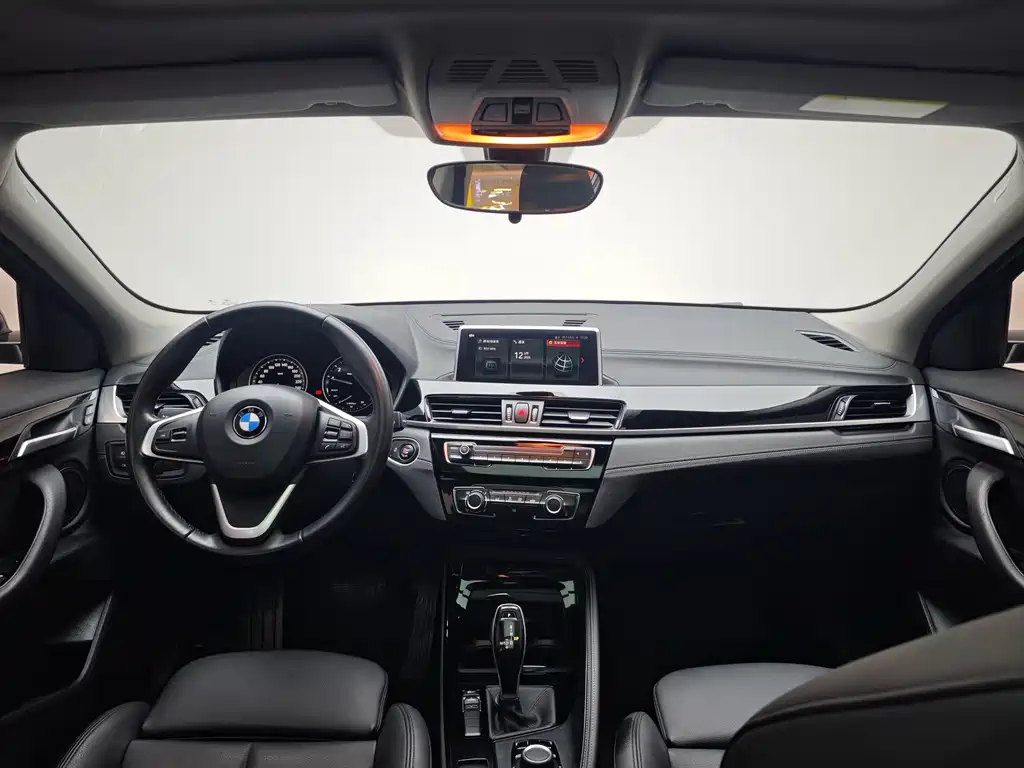 BMW X2 (Import) — миниатюра 12