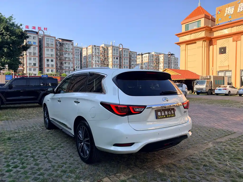 Infiniti QX60 (Import) — миниатюра 4