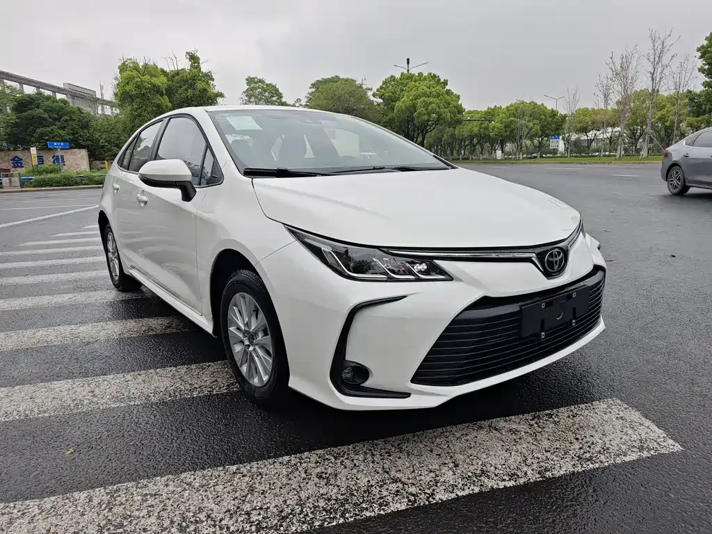 Toyota Corolla 0