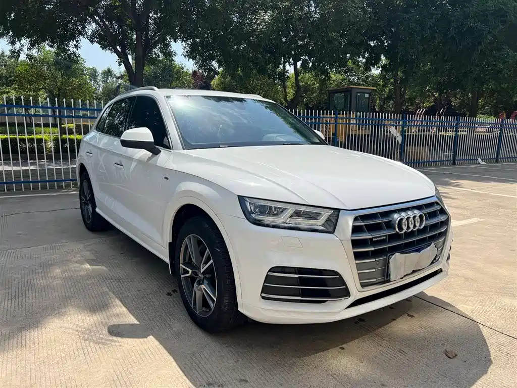 Audi Q5L 2018 45 TFSI Premium Fashion V