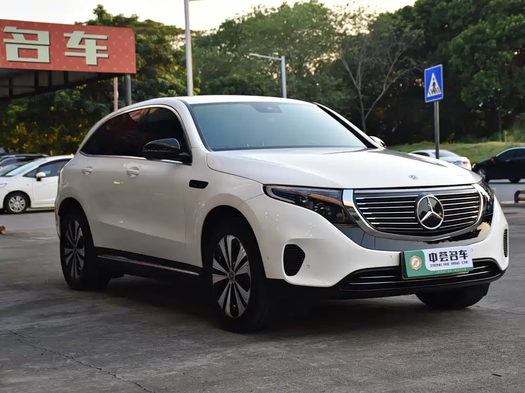 Mercedes-Benz EQC — миниатюра 3