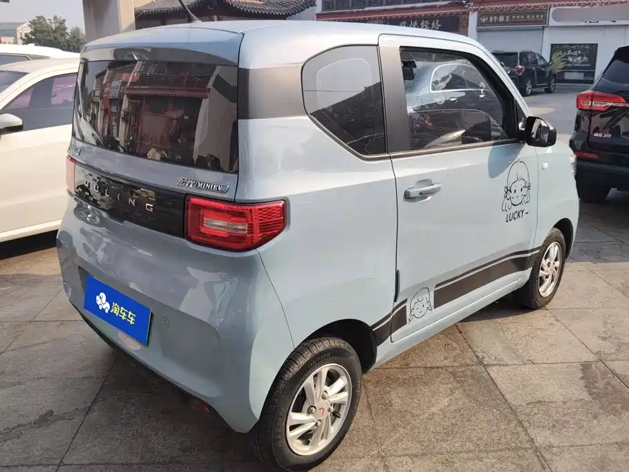 Wuling MINIEV — миниатюра 3