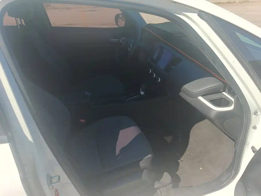 Honda Fit — миниатюра 8