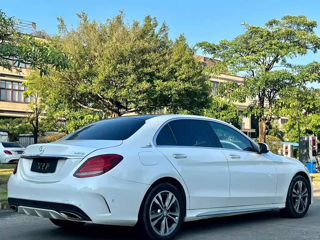 Mercedes-Benz C-Class — миниатюра 9