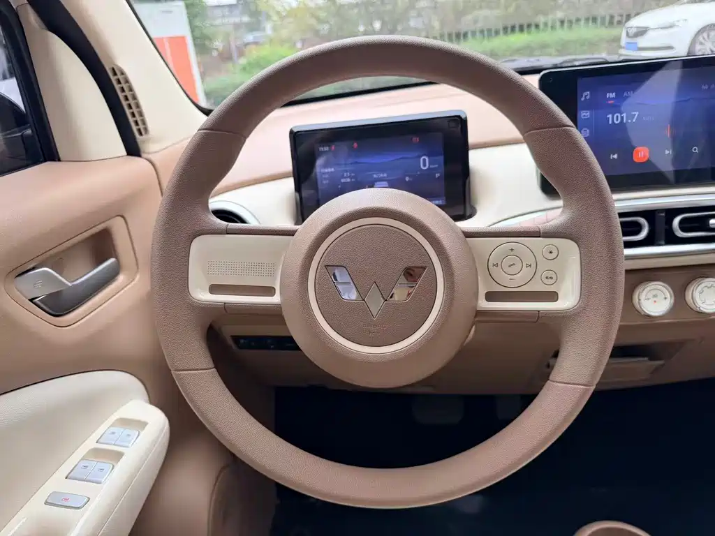 Wuling MINIEV — миниатюра 15