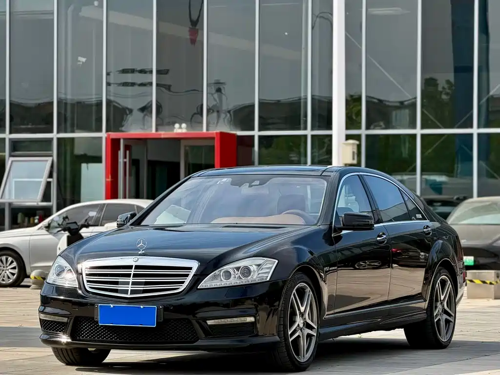 Mercedes-Benz S-Class AMG 2011