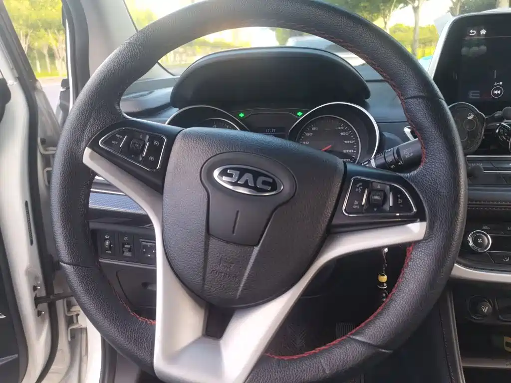 JAC Refine S3 — миниатюра 6