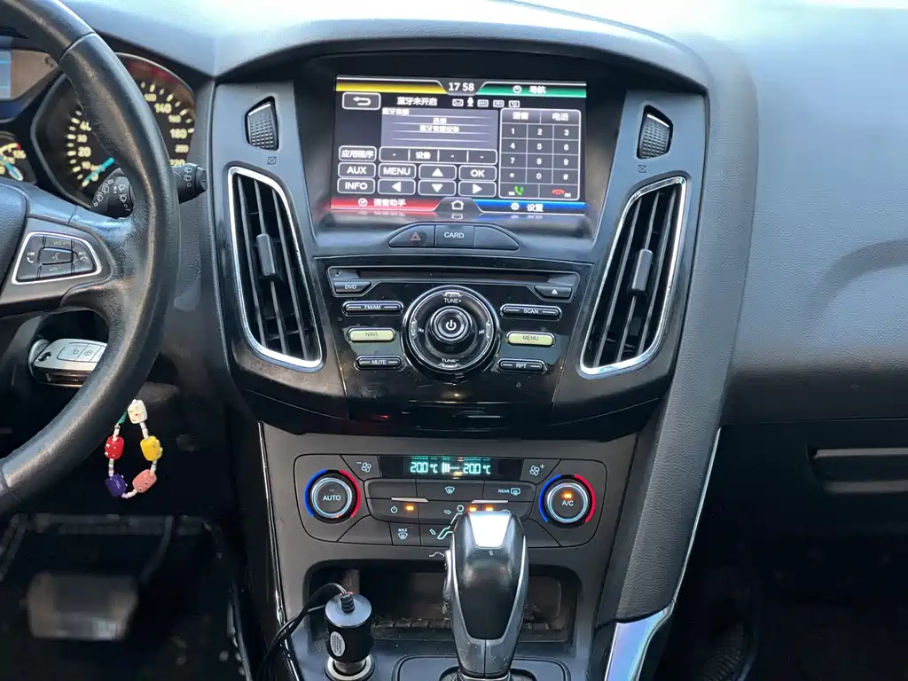 Ford Focus — миниатюра 14
