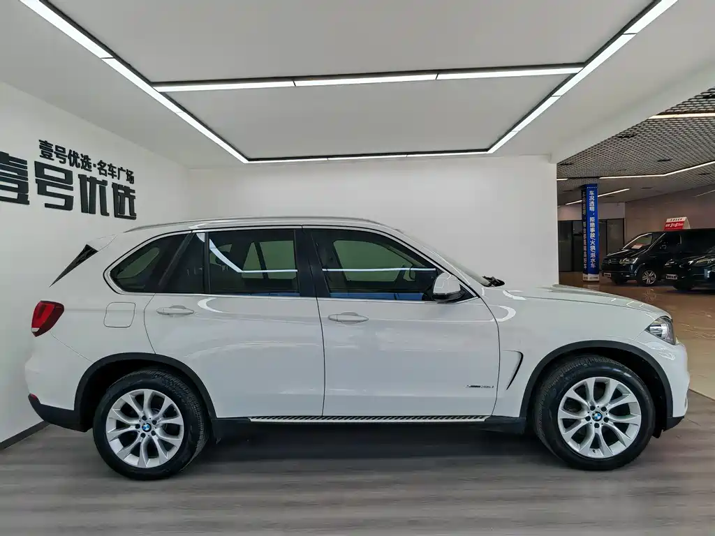BMW X5 2014 xDrive35i Elegant