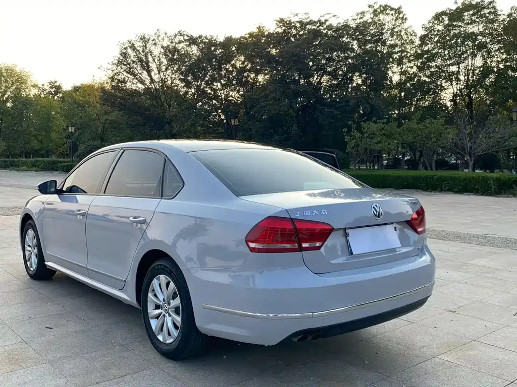 Volkswagen Passat — миниатюра 7