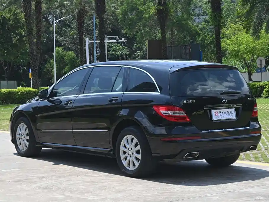 Mercedes-Benz R 2014 R 320 4MATIC