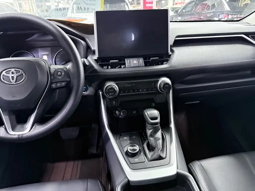 Toyota Wildlander — миниатюра 15