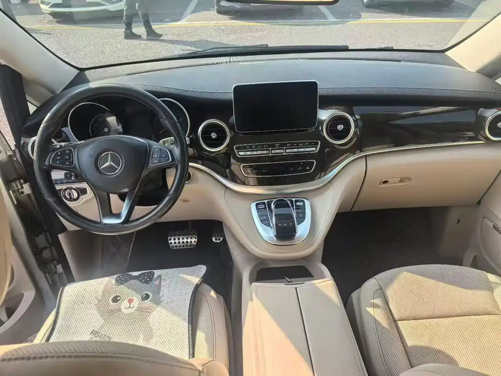 Mercedes-Benz V-Class — миниатюра 4
