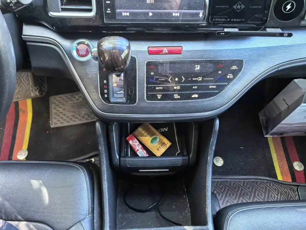 Honda Elysion — миниатюра 15