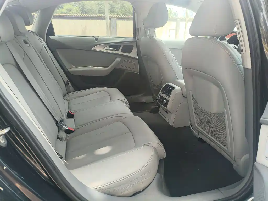 Audi A6L 2012 30 FSI Comfort