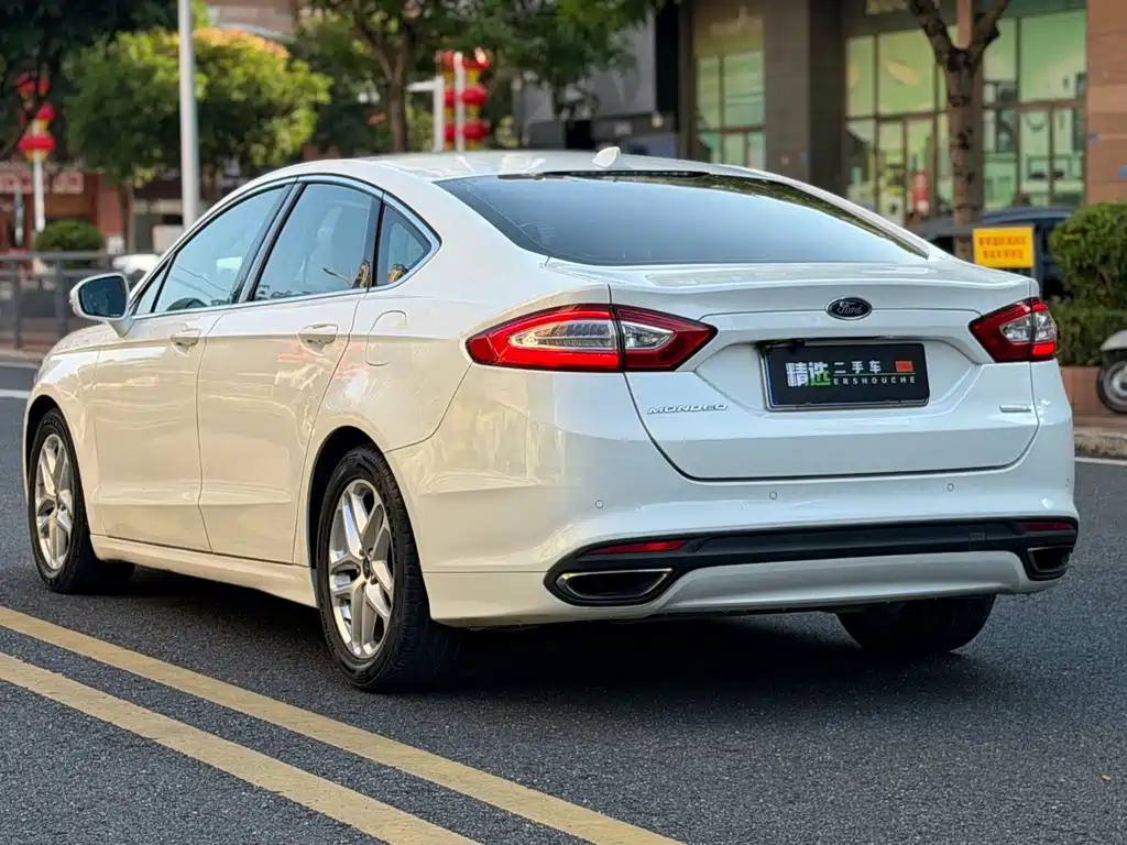 Ford Mondeo — миниатюра 15
