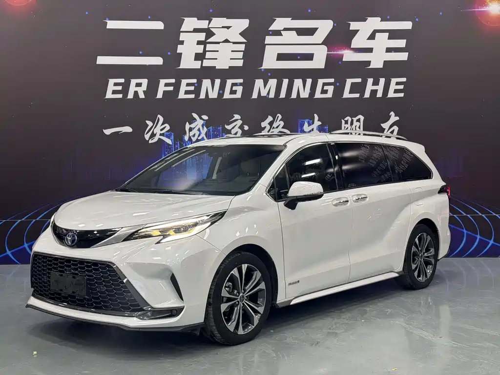 Toyota Granvia 2024