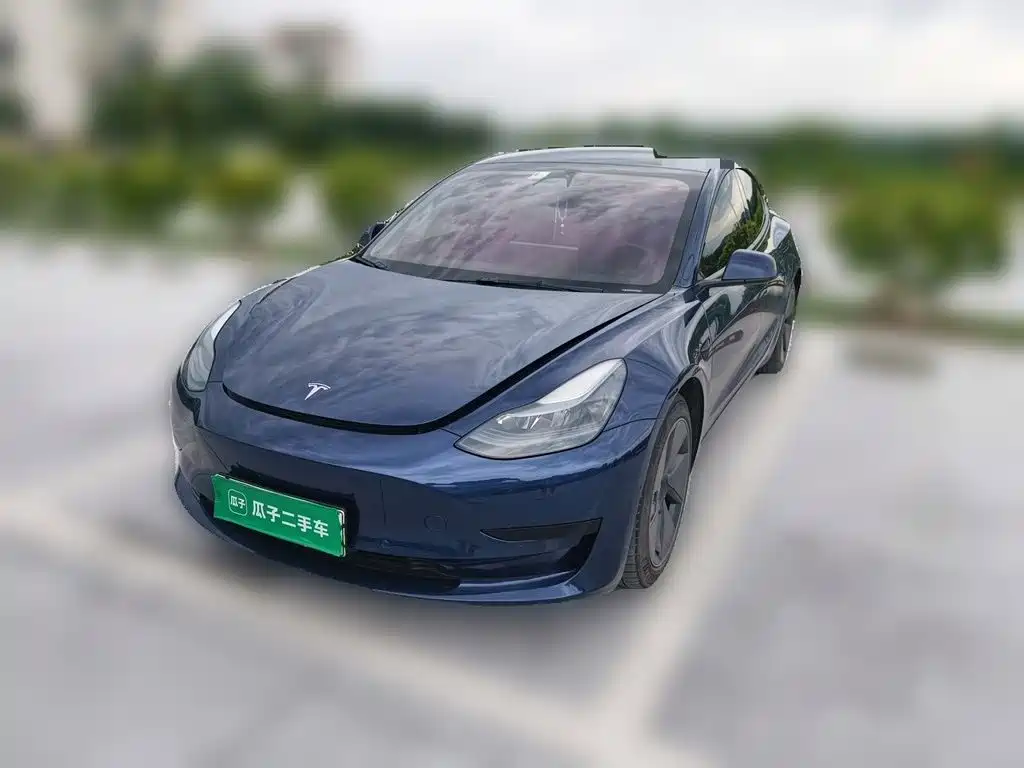 Tesla Model 3 — миниатюра 2