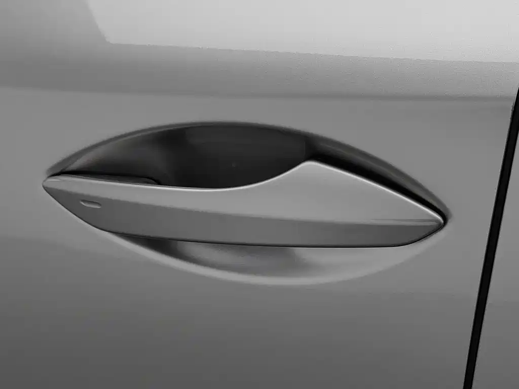 Lexus NX — миниатюра 18