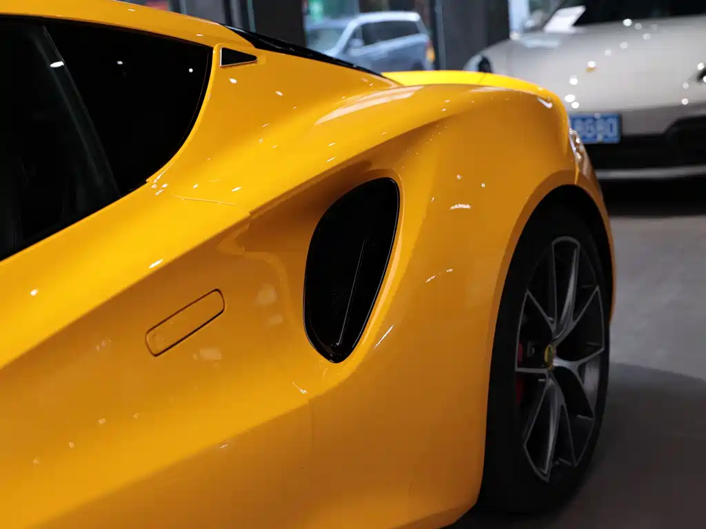 Lotus Emira 2.0T DCT First Edition, фото 17