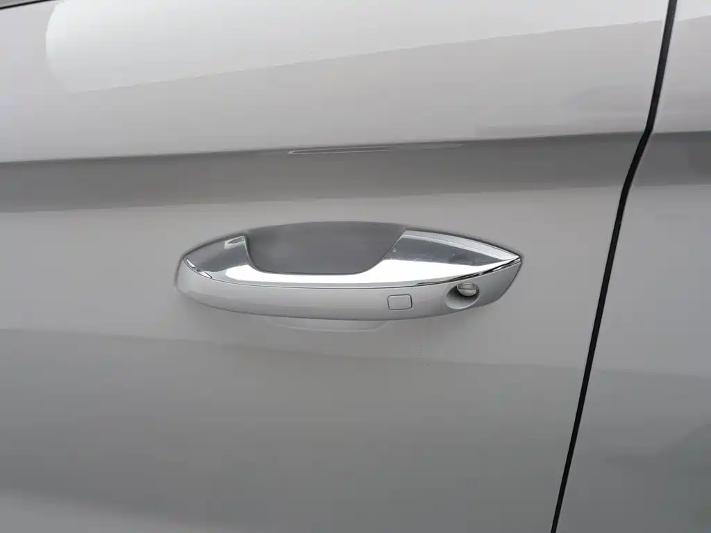 BYD PLUS New Energy — миниатюра 18