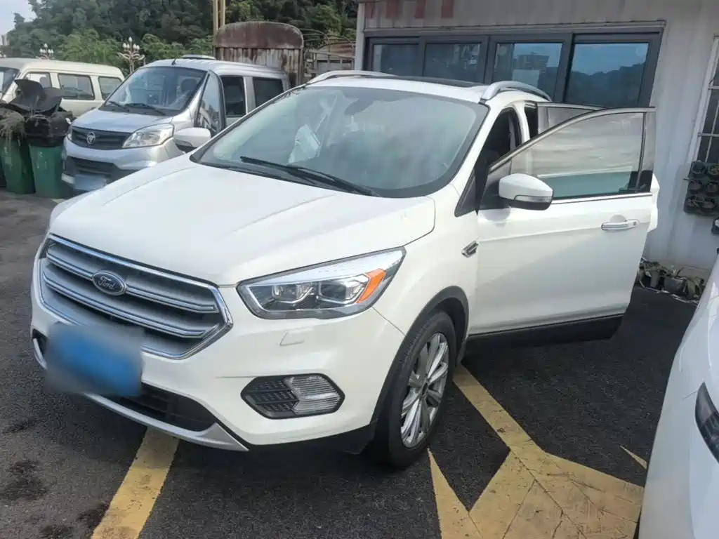 Ford Kuga — миниатюра 2