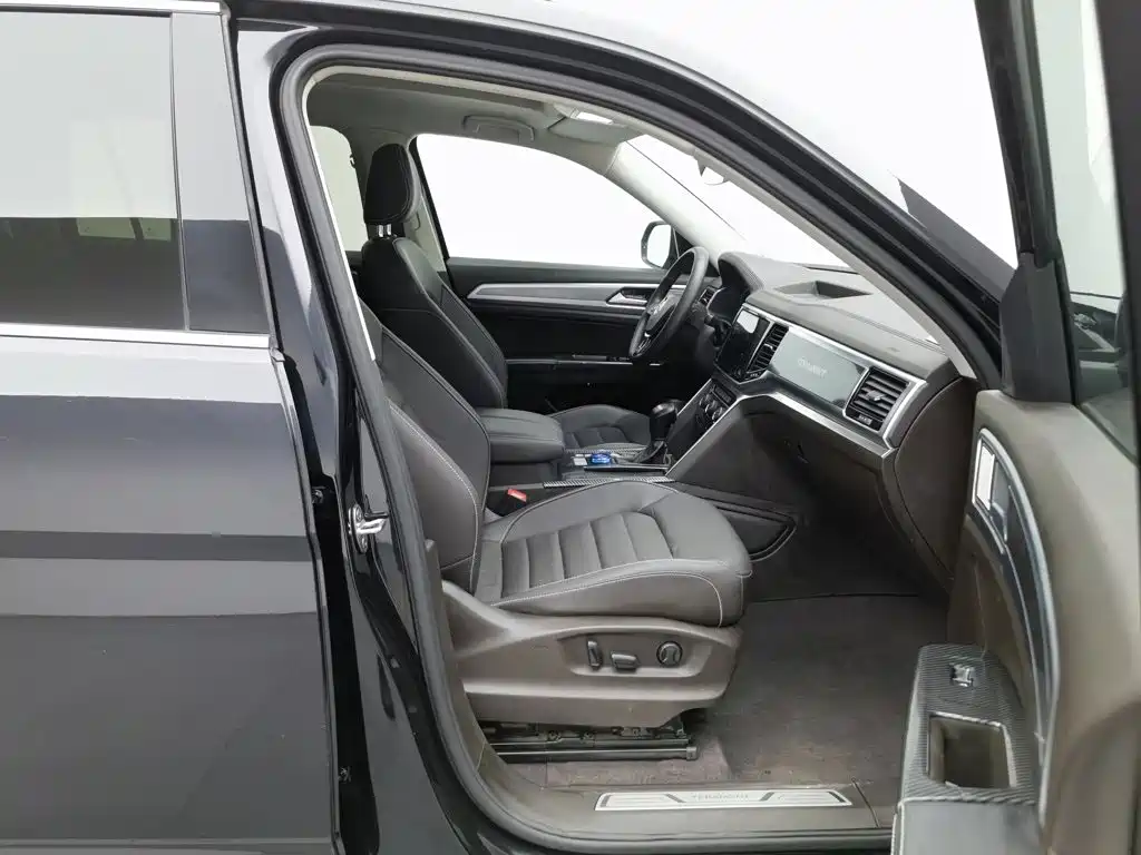 Volkswagen Teramont — миниатюра 23