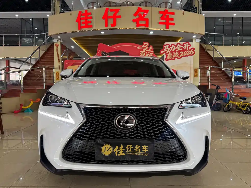 Lexus NX 200t AWD Sharp Fashion Edition, фото 2