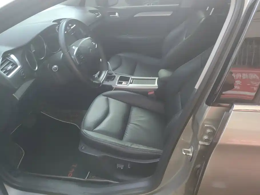 Citroen C4L — миниатюра 9