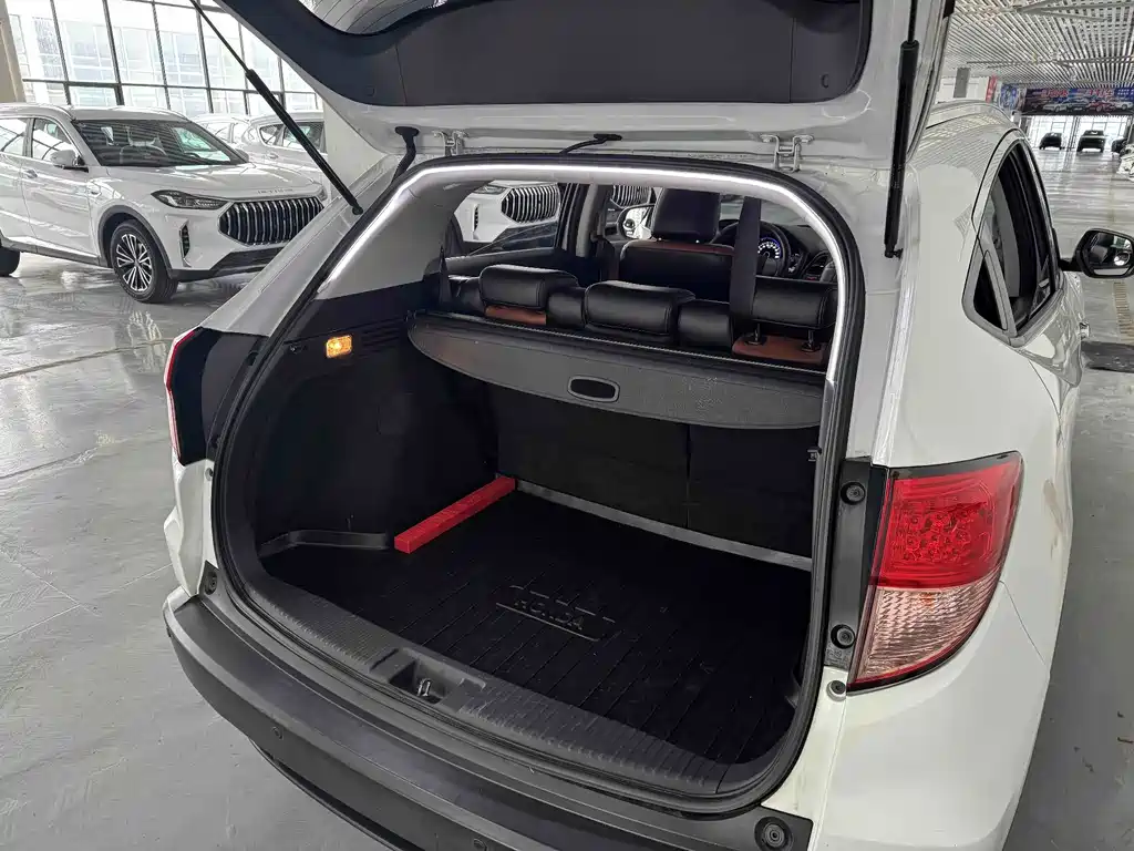 Honda Vezel — миниатюра 15