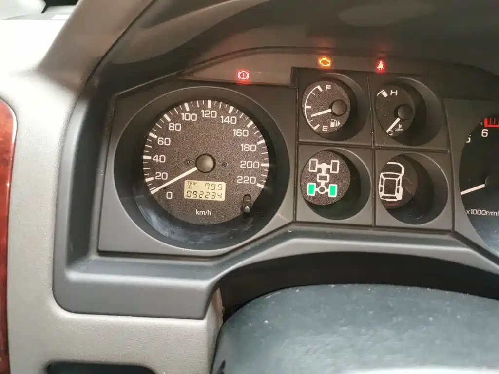 Mitsubishi Pajero — миниатюра 5