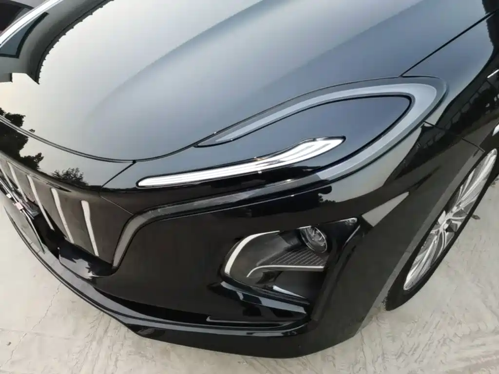 Hongqi Hongqi E-QM5 — миниатюра 24