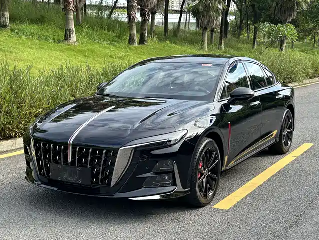 2025 Hongqi H6