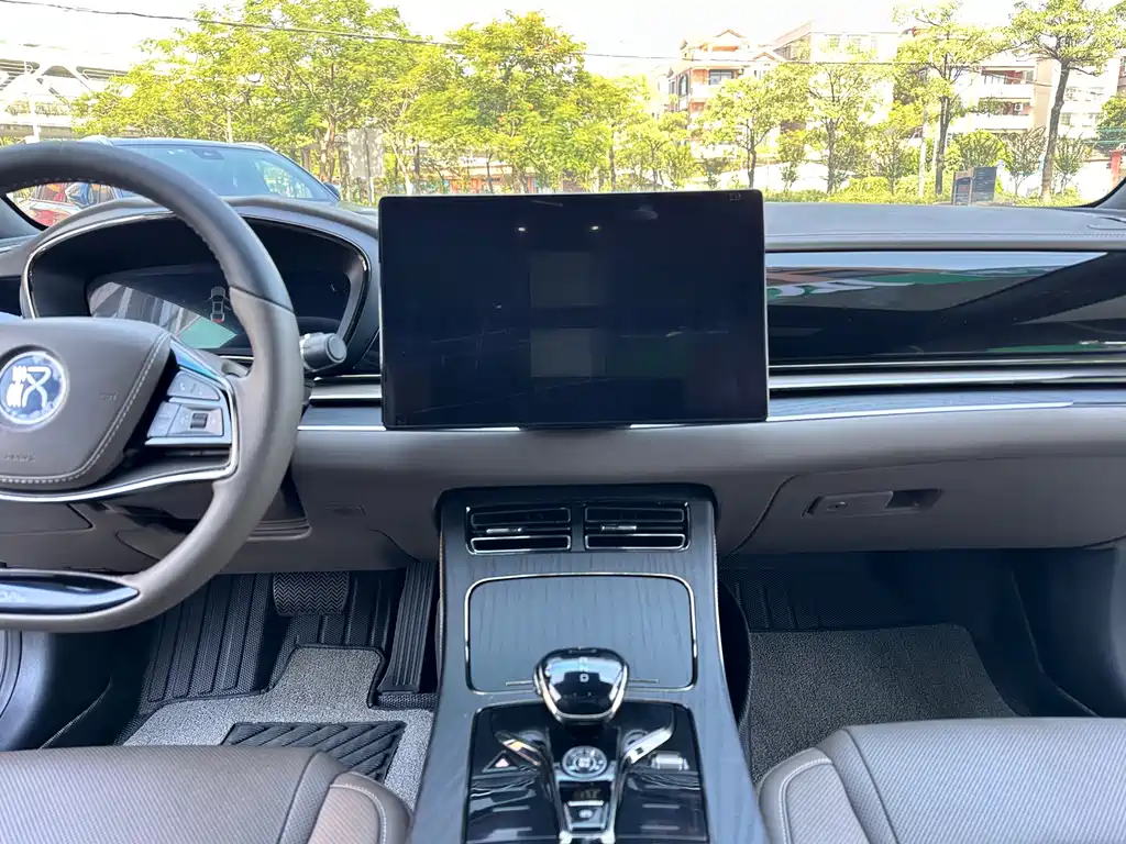BYD Han — миниатюра 15