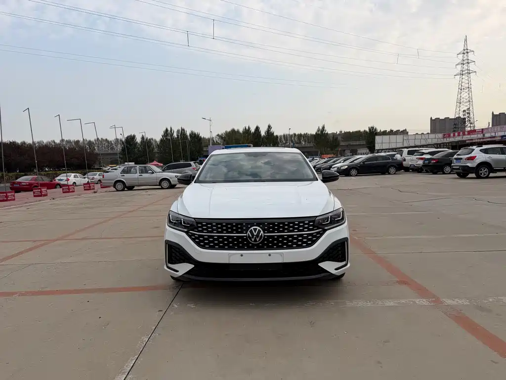 Volkswagen Lavida — миниатюра 3