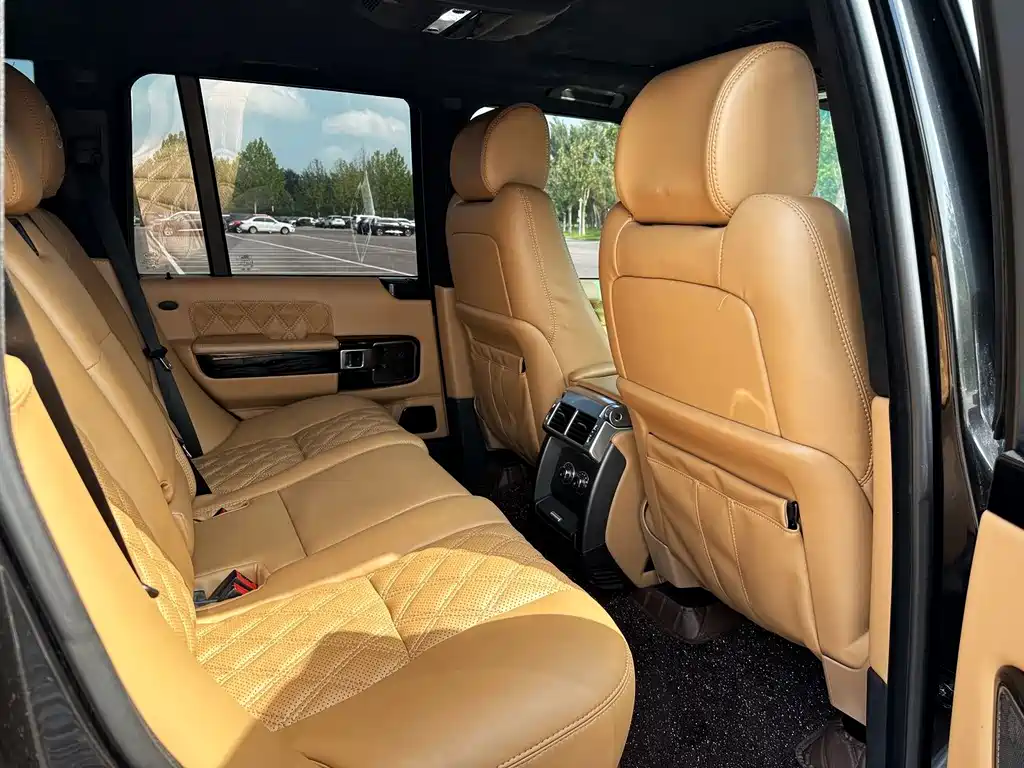 Land Rover Range Rover — миниатюра 11
