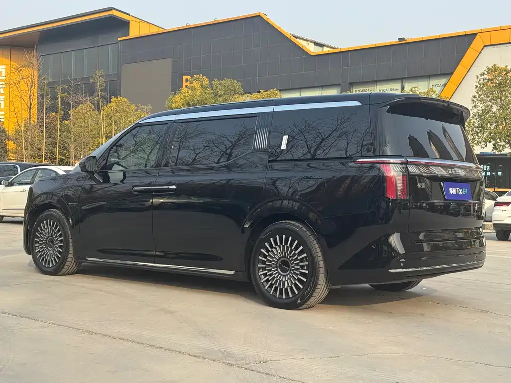 ZEEKR EXTREME KRYPTON 009