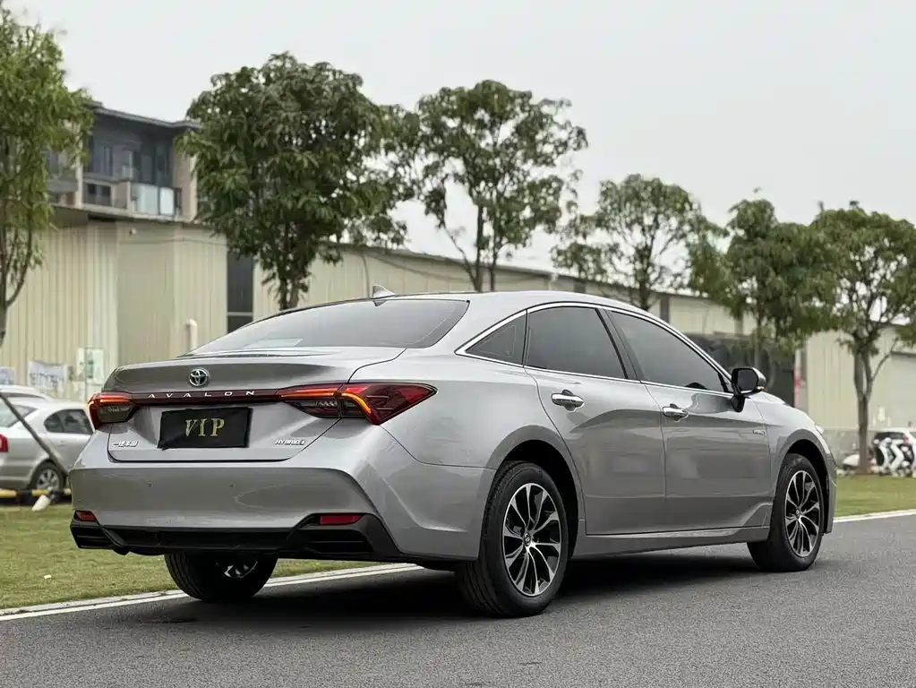 TOYOTA ASIAN DRAGON