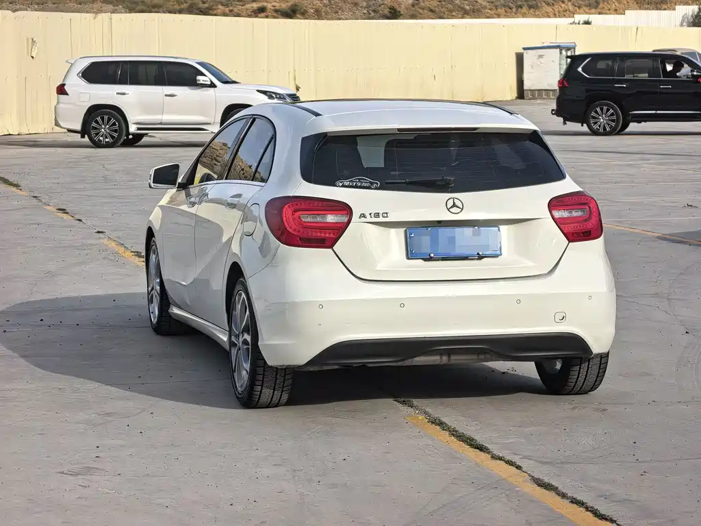 Mercedes-Benz A-Class (Import) — миниатюра 7