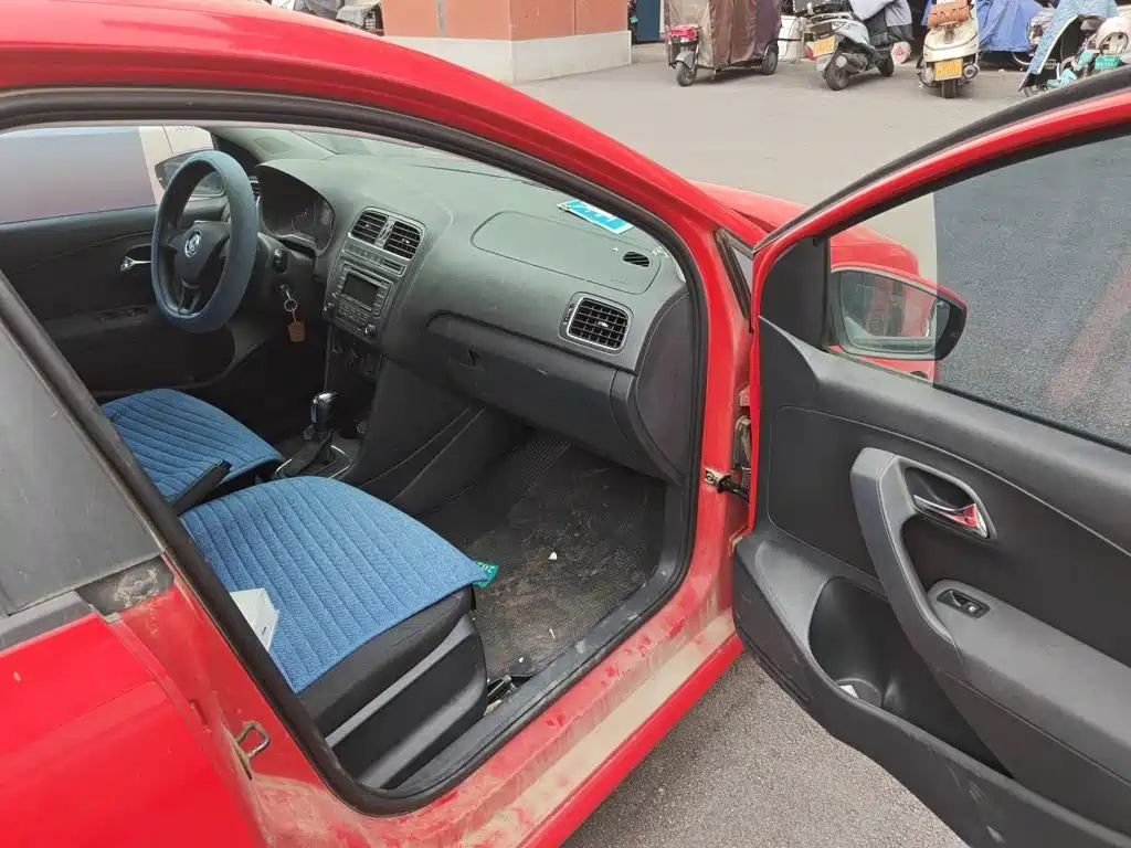 Volkswagen Polo — миниатюра 18