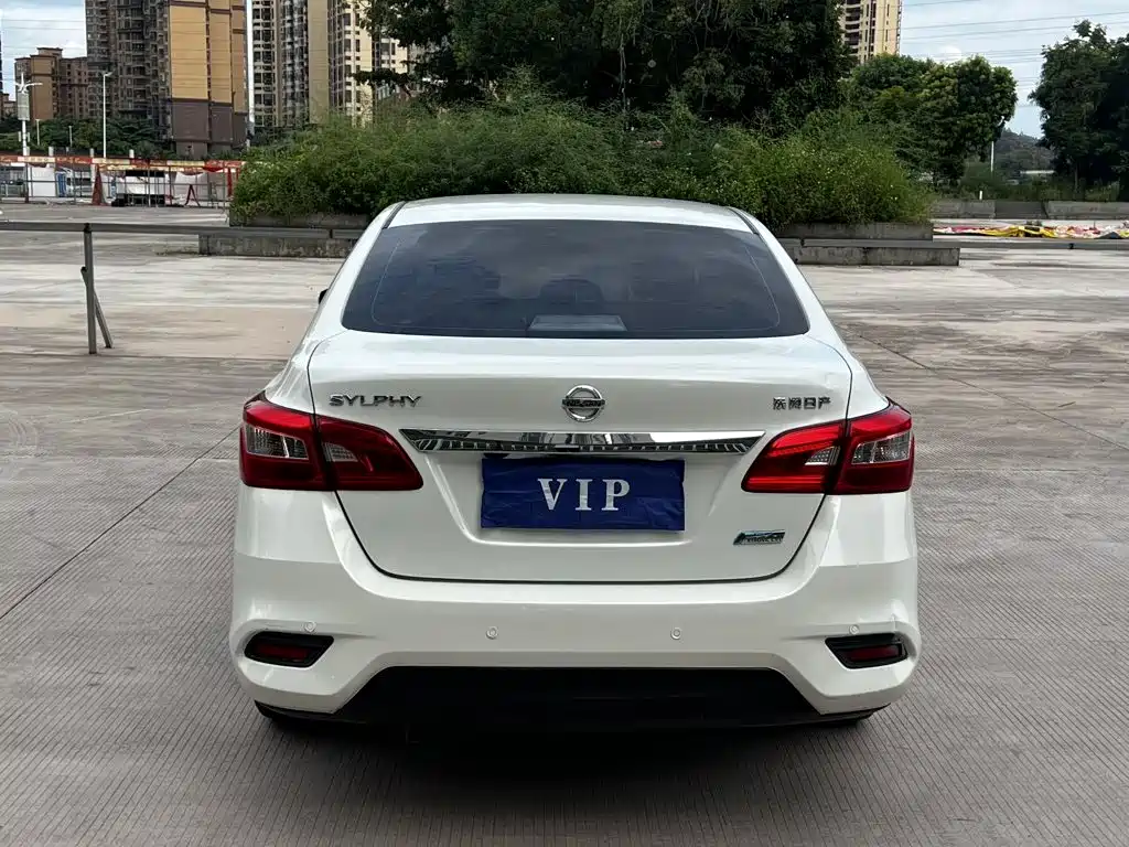 Nissan Sylphy — миниатюра 8