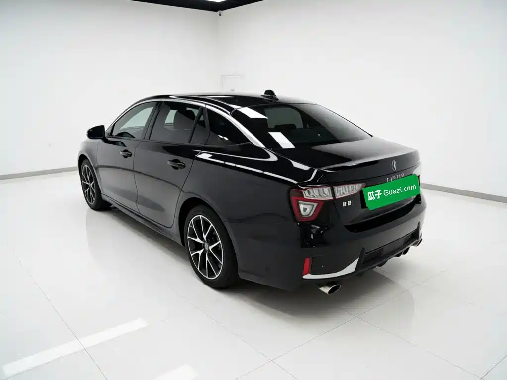 Lynk & Co 03 — миниатюра 25