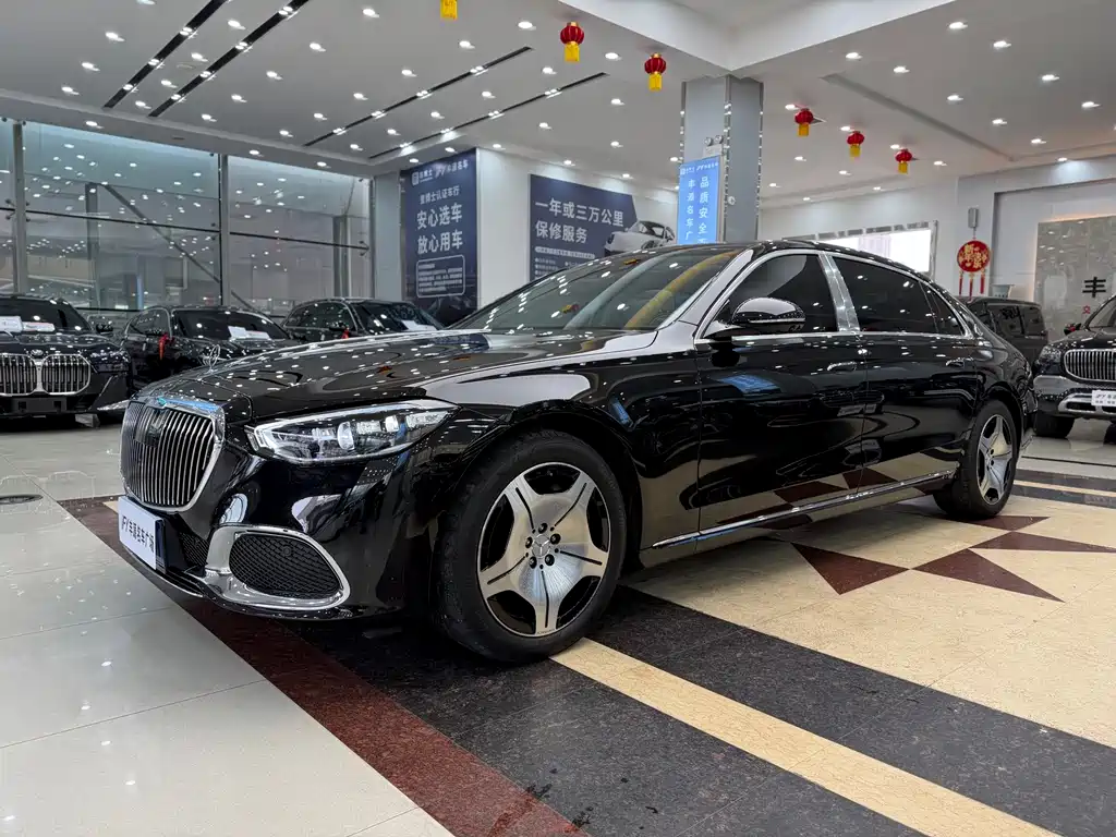 Mercedes-Benz S-Class 2024