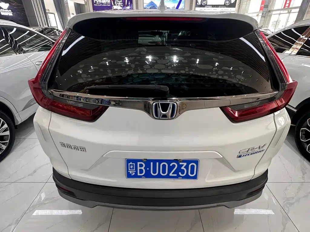 Honda CR-V - фото 9