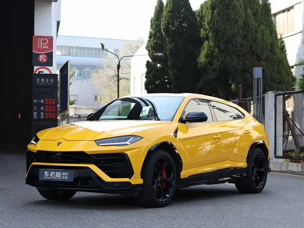 Lamborghini Urus