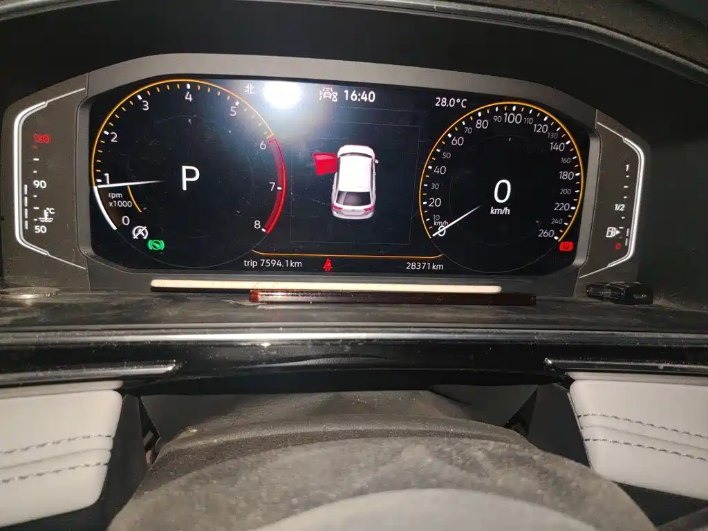 Volkswagen Tiguan L — миниатюра 5